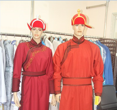 Үндэсний хувцасны “Сондор” үйлдвэр бүх хувцсандаа 10-70 хувийн хямдрал зарлаад байна